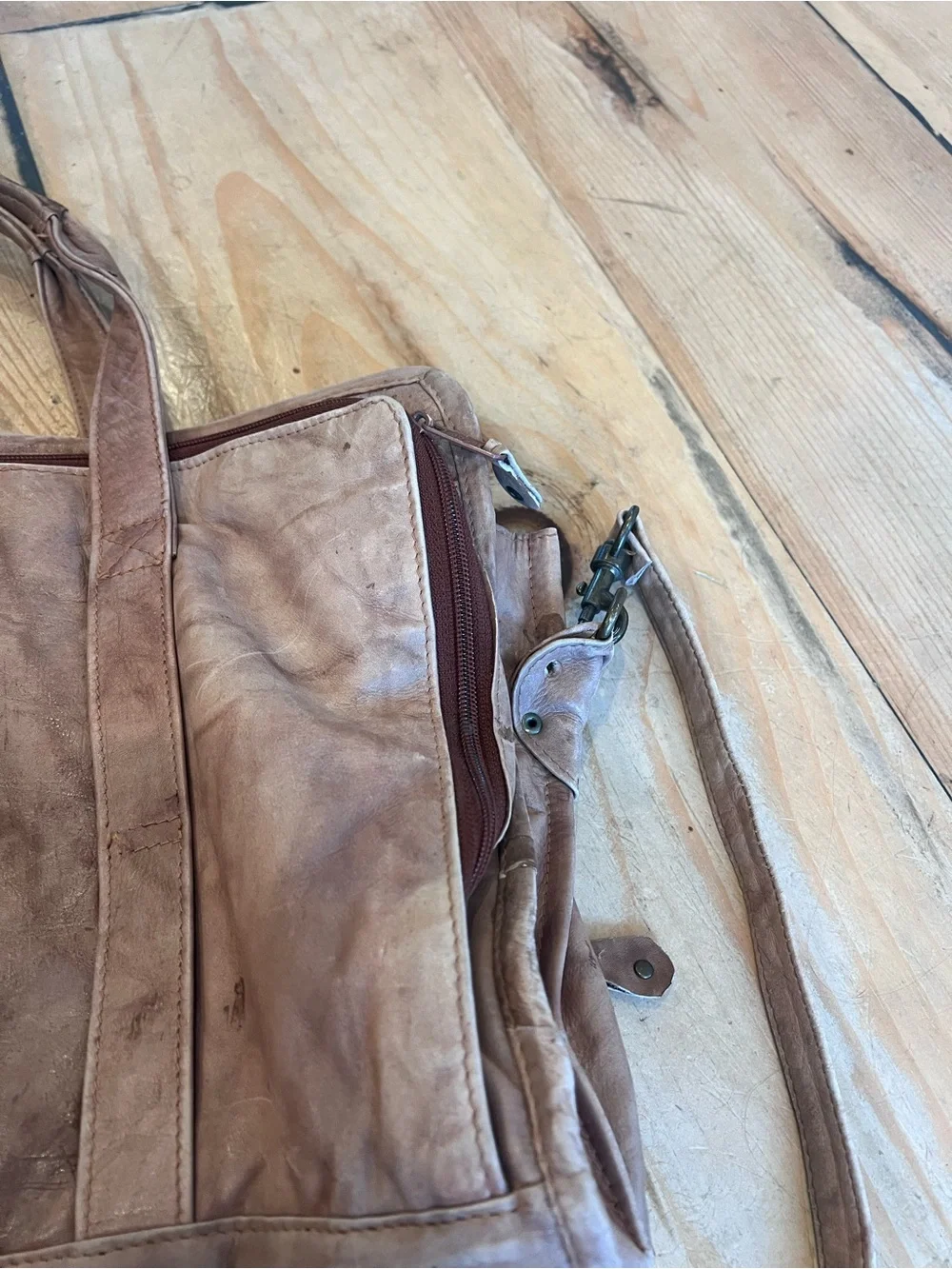 Vintage Super Soft Wilsons Patina Brown Leather Laptop Messenger Bag